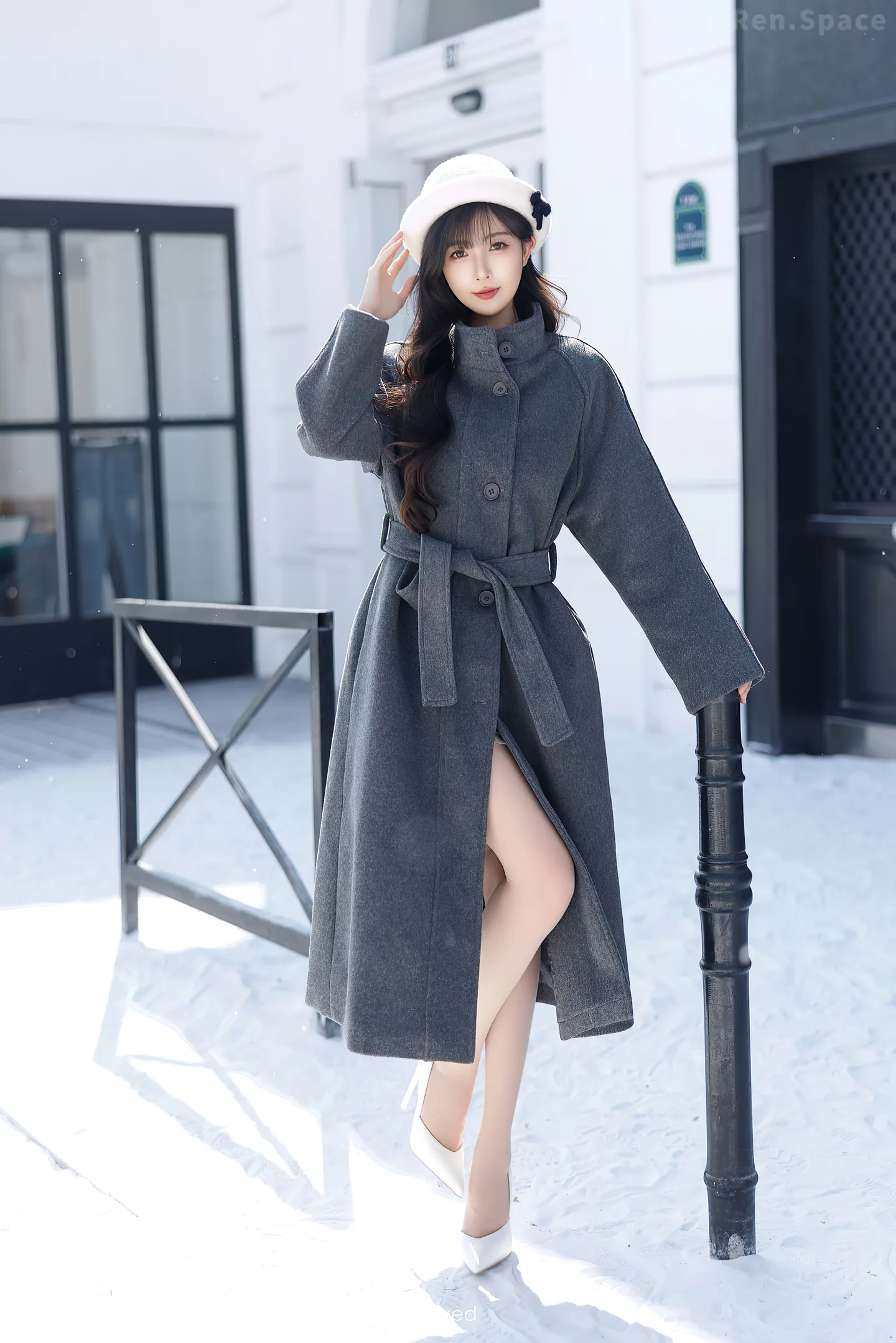 图片[4]-[XiuRen秀人网] VOL.9863 模特林星阑性感浅色连衣短裙+白色情趣内衣秀曼妙身姿诱惑写真83P-秀人网官方网站